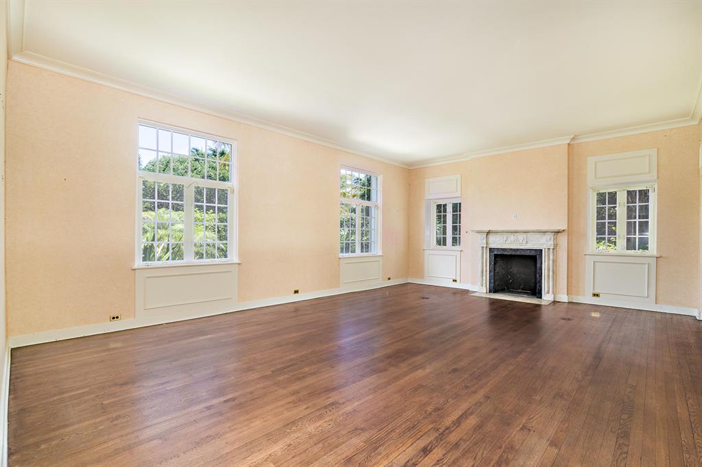 Tropic Isle - Residential