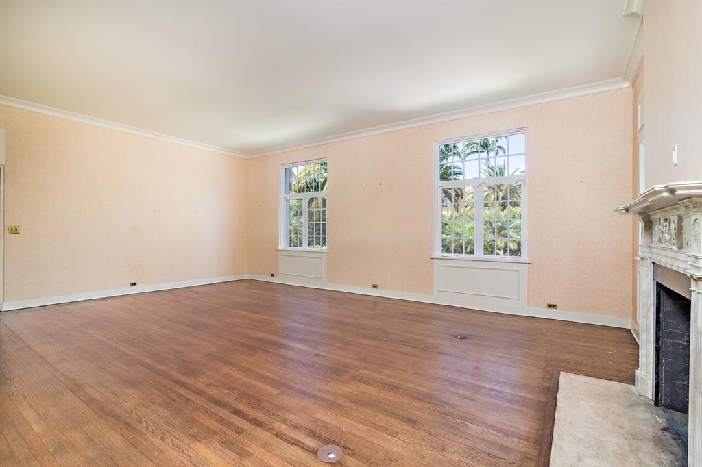 Tropic Isle - Residential