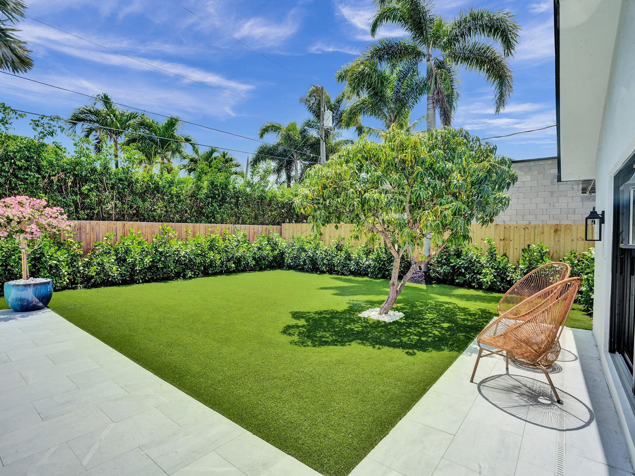 S/D OF 8-46-43 - Residential