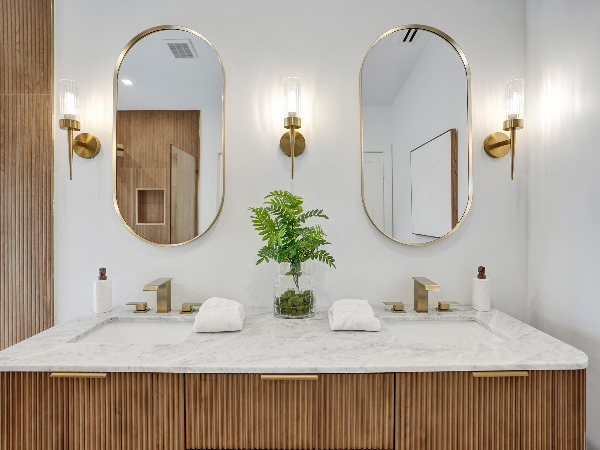 S/D OF 8-46-43 - Residential