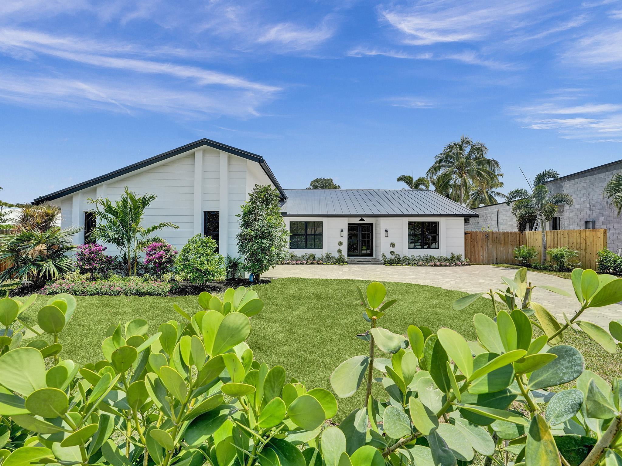 S/D OF 8-46-43 - Residential