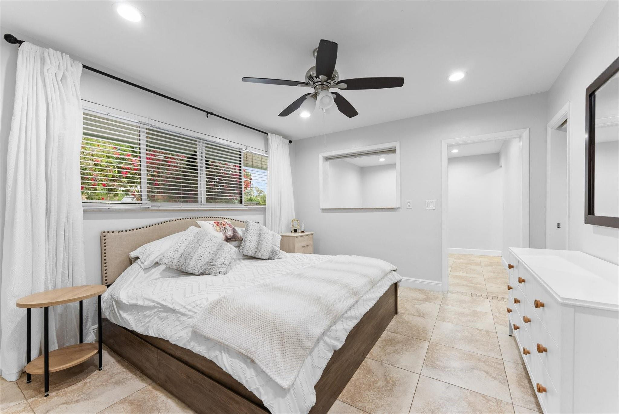 Country Club Village Sec - Residential Lease