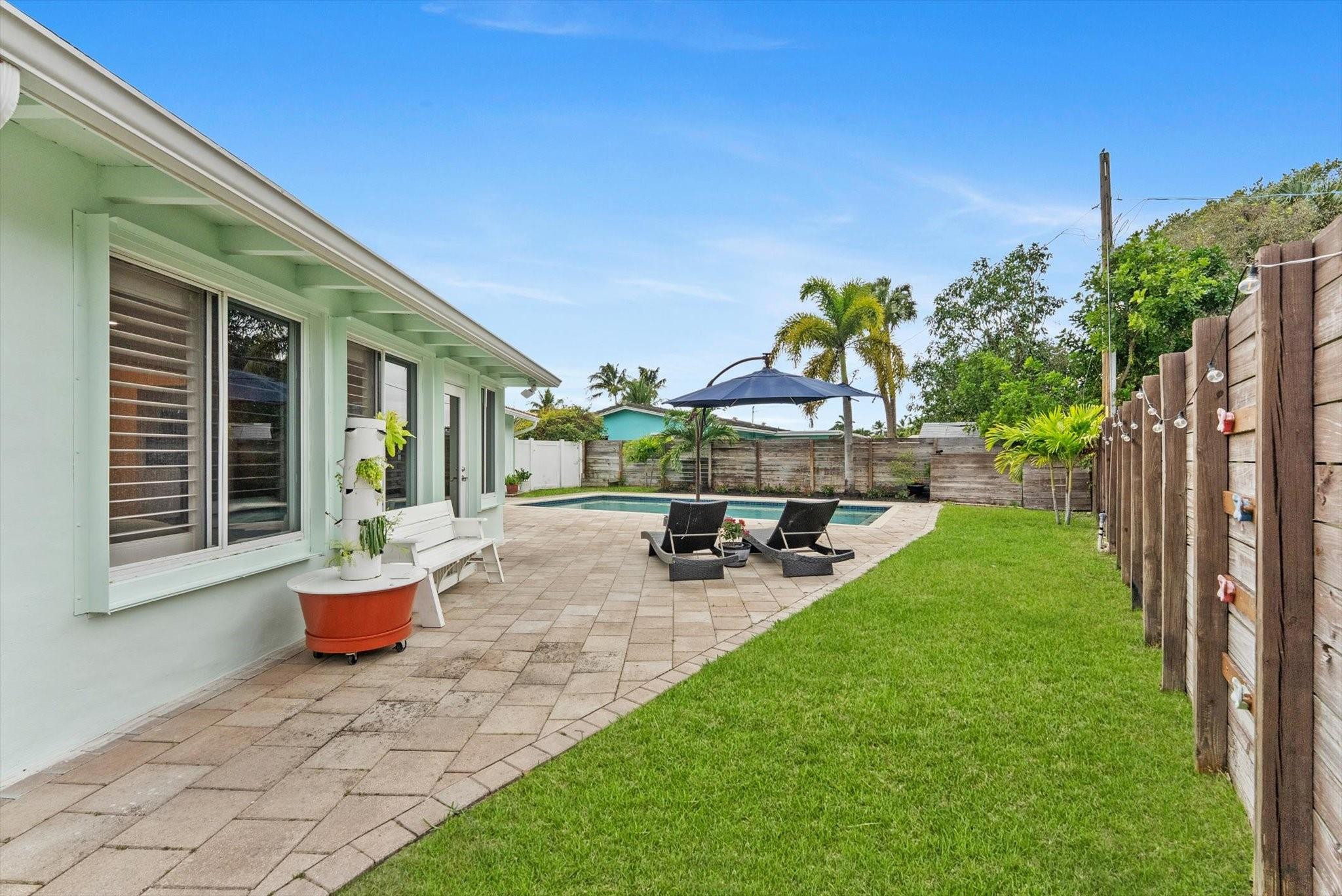 Country Club Village Sec - Residential Lease