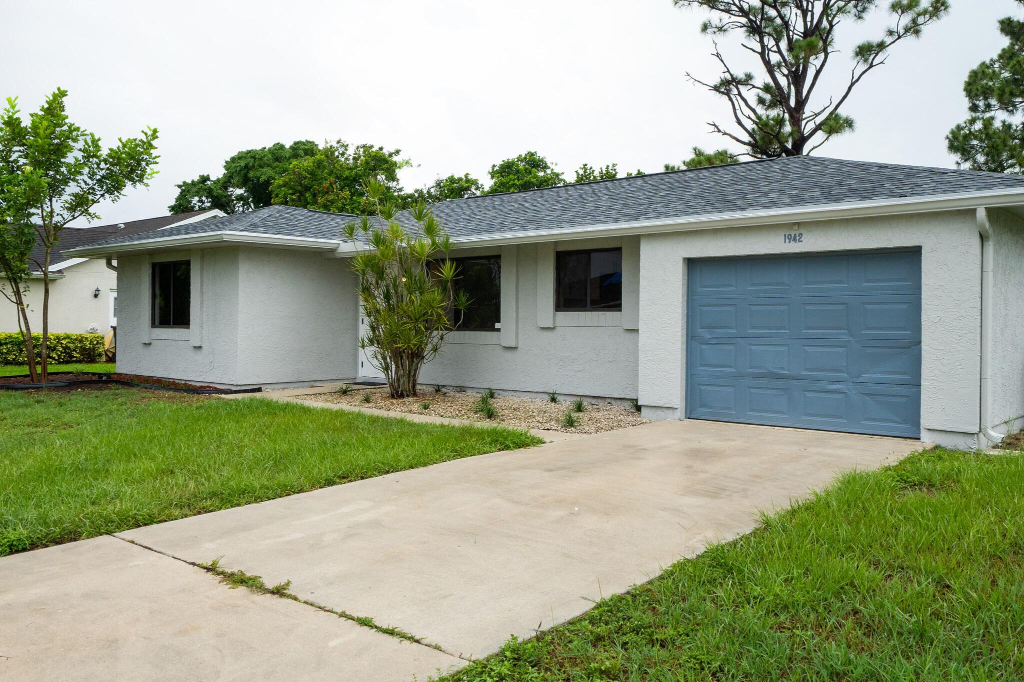 1942 SE Camilo Street, Port St Lucie, FL, 34952/$295,000 1 1942 SE Camilo Street