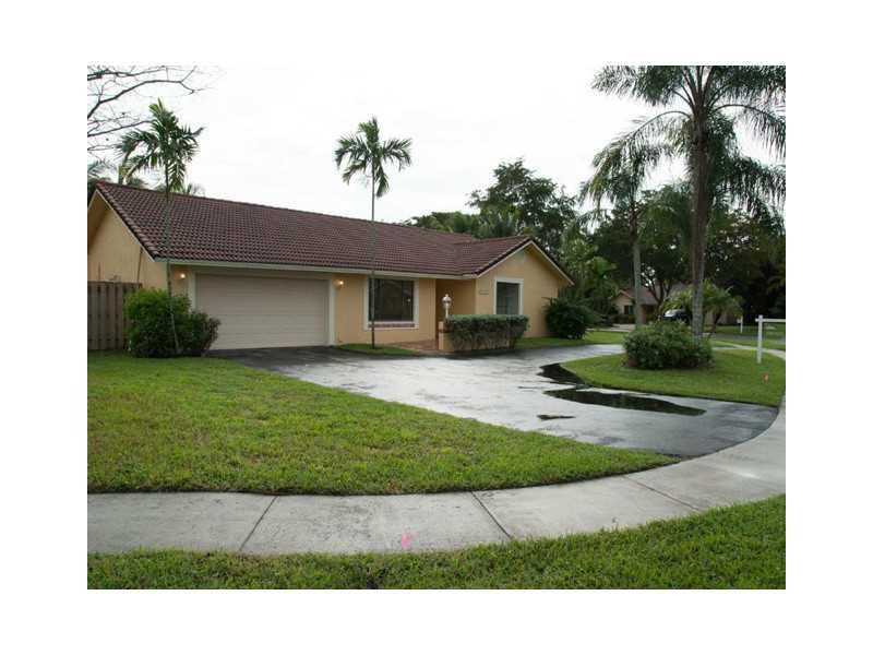 JACARANDA LAKES SEC 1 - Residential