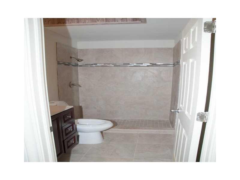 JACARANDA LAKES SEC 1 - Residential