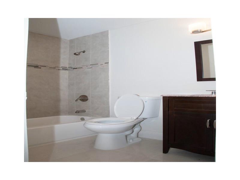 JACARANDA LAKES SEC 1 - Residential