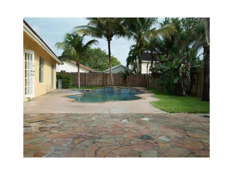 JACARANDA LAKES SEC 1 - Residential