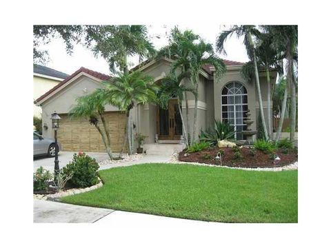 A home in Cooper City