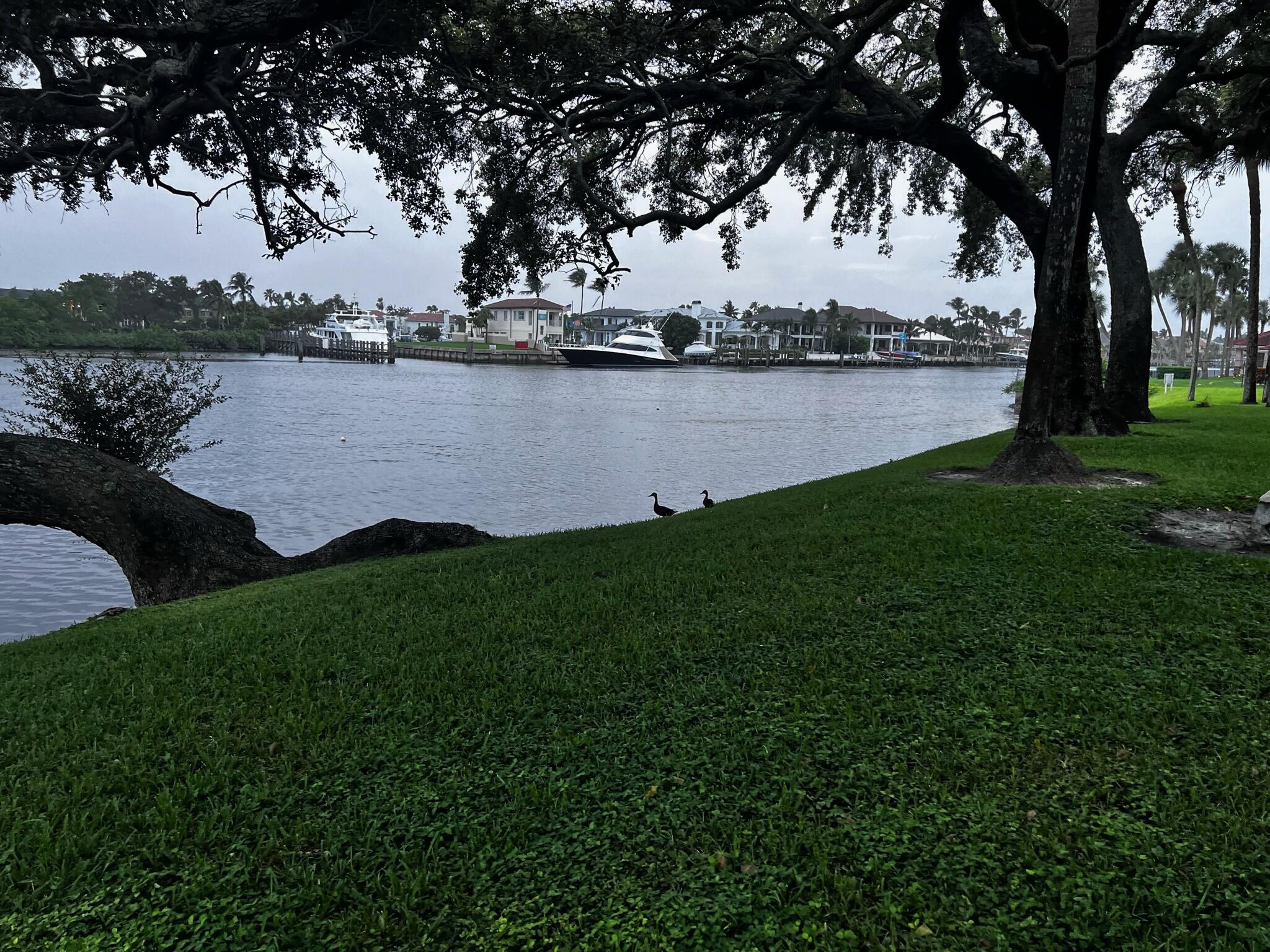 ROYALE HARBOUR CONDO OR 2092P693 VILL - Residential Lease