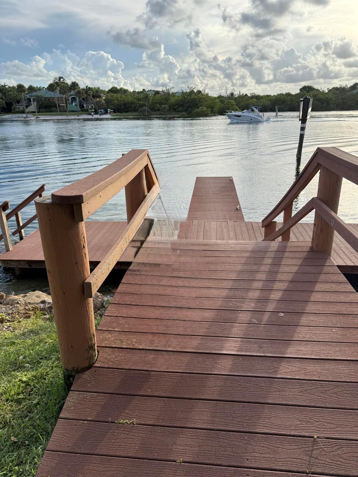 ROYALE HARBOUR CONDO OR 2 - Residential Lease