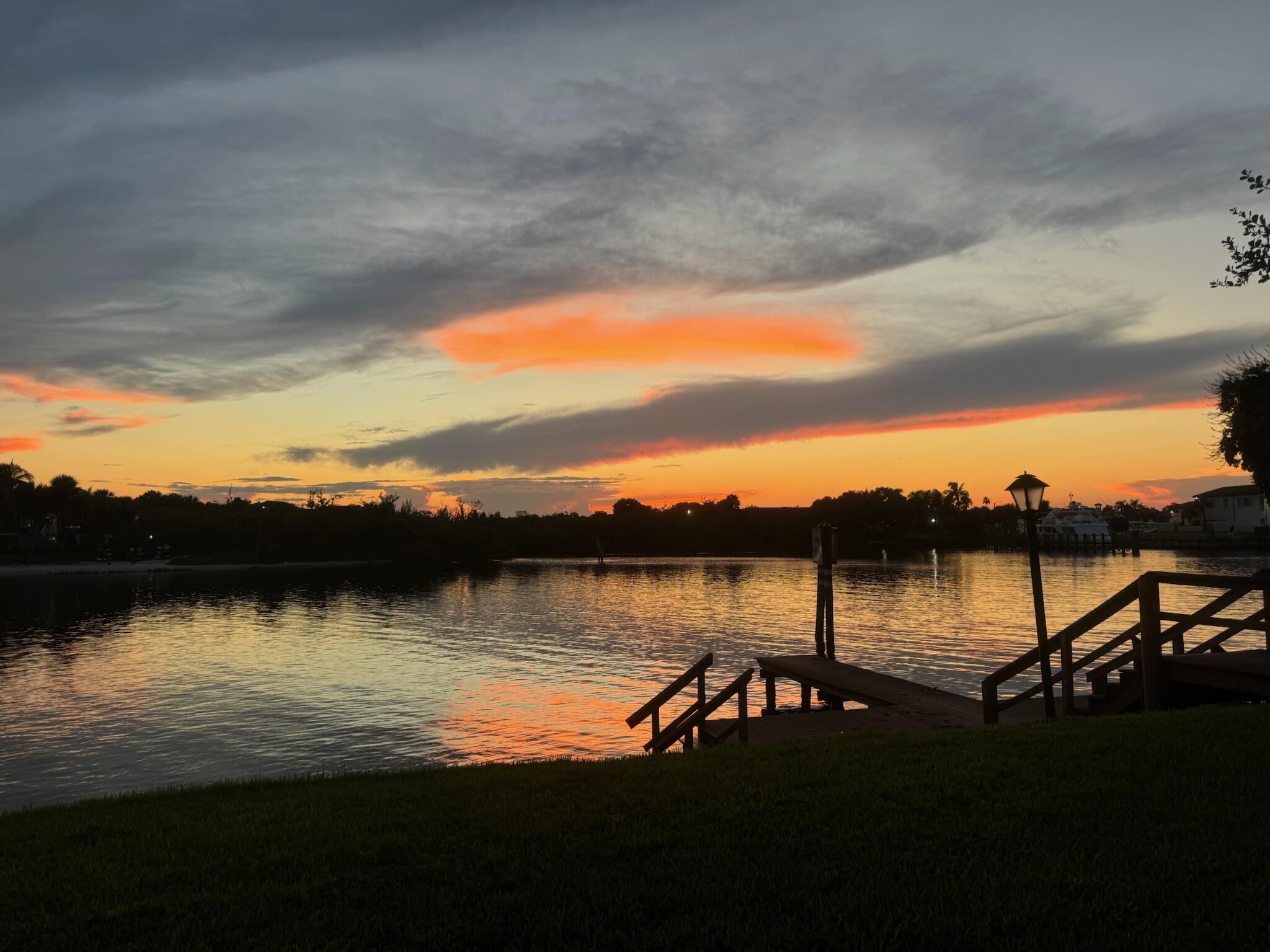 ROYALE HARBOUR CONDO OR 2092P693 VILL - Residential Lease