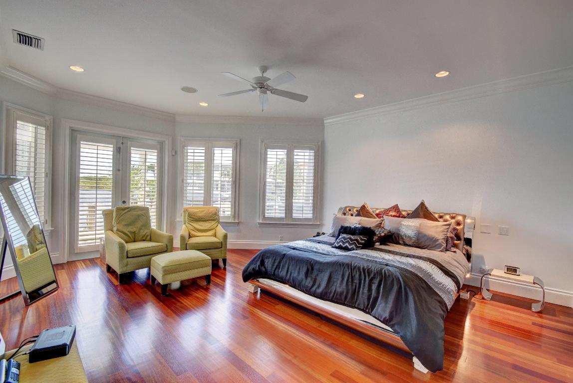 BOCA HARBOUR ISLAND SEC - Residential