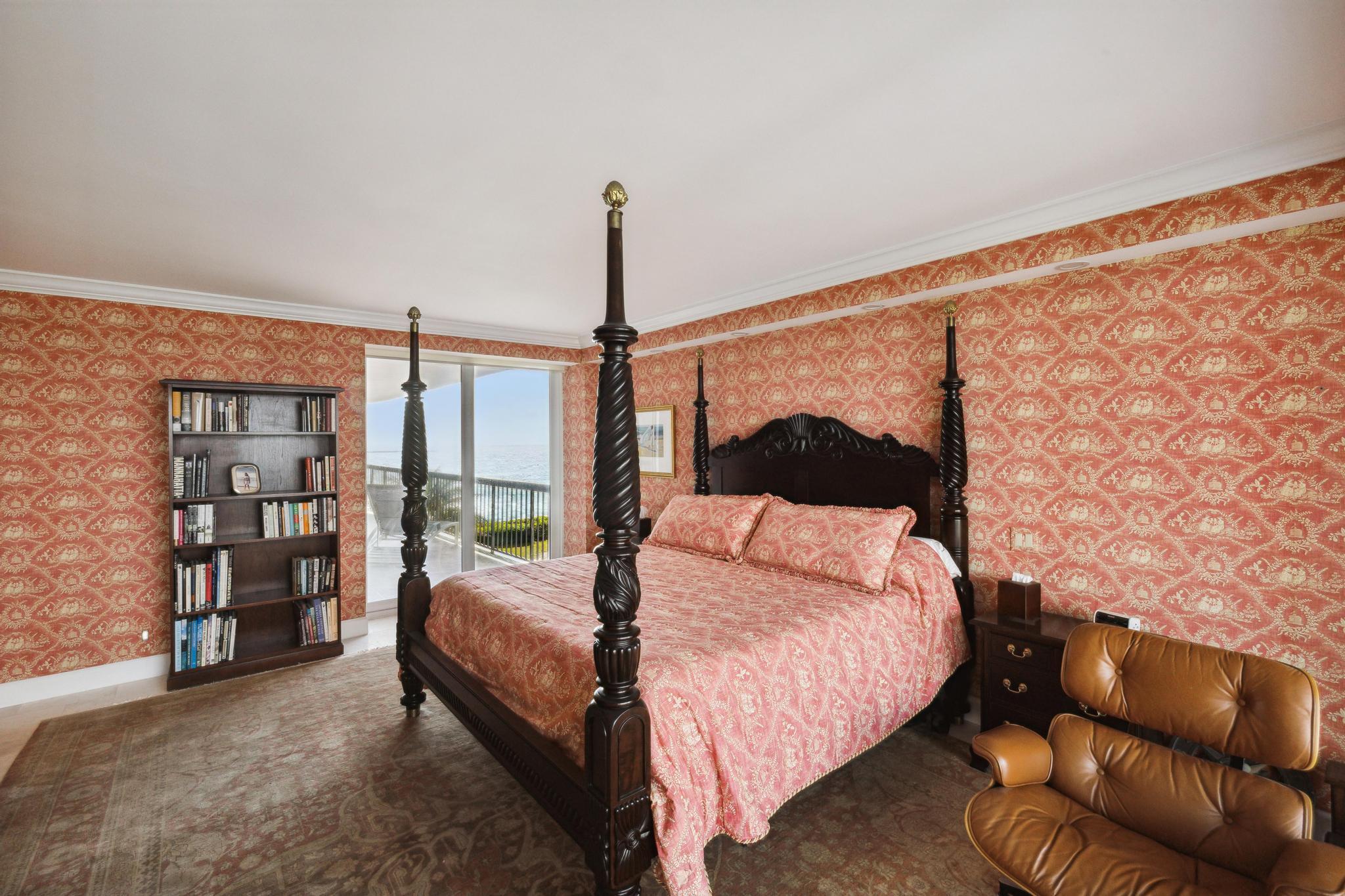 MERIDIAN OF PALM BEACH CO - Residential