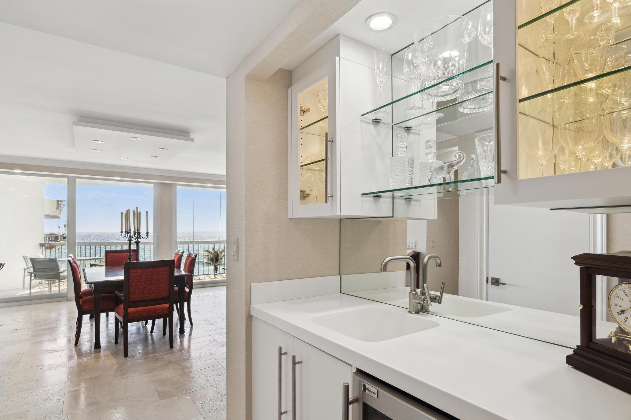 MERIDIAN OF PALM BEACH CO - Residential