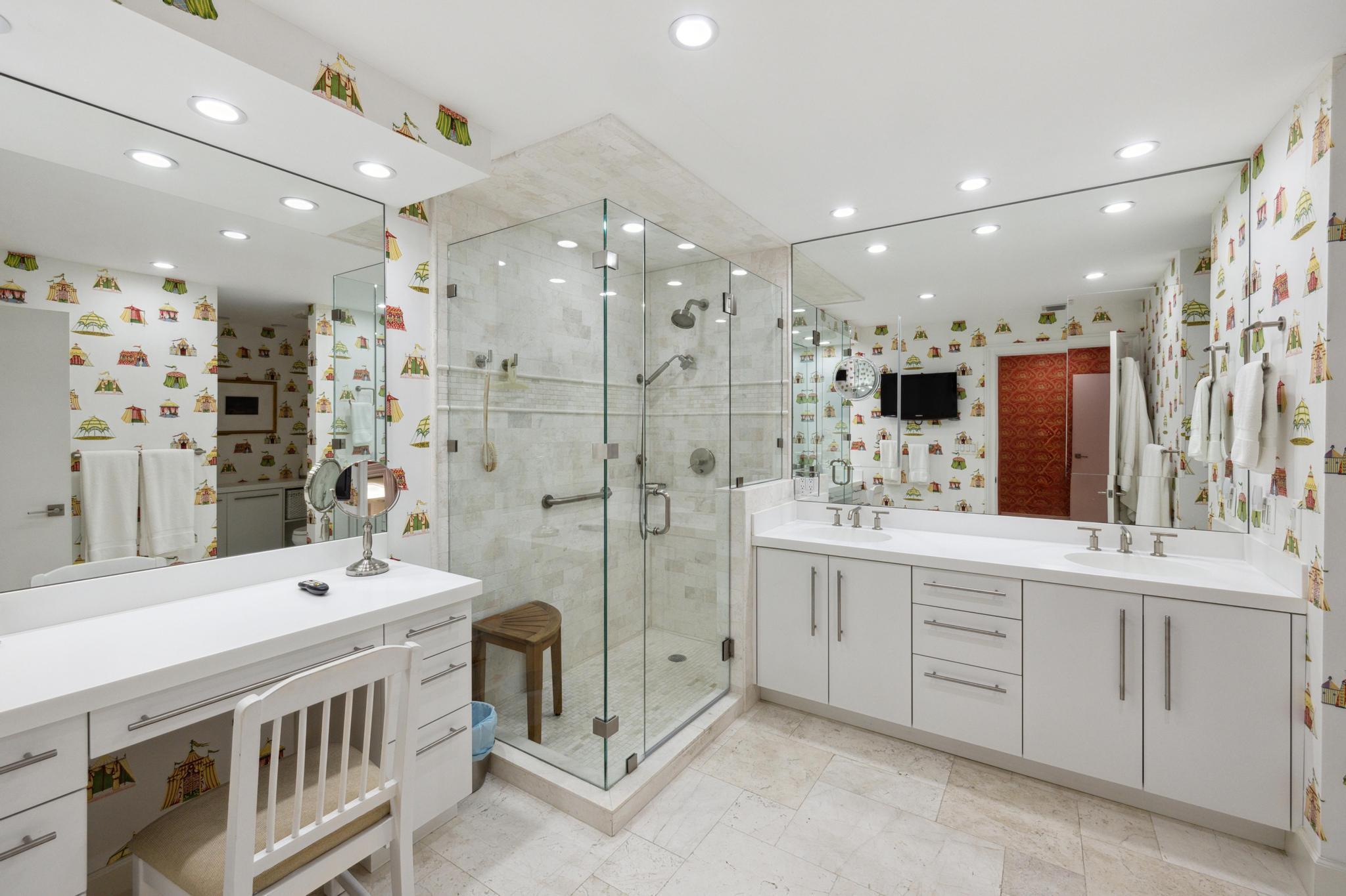 MERIDIAN OF PALM BEACH CO - Residential