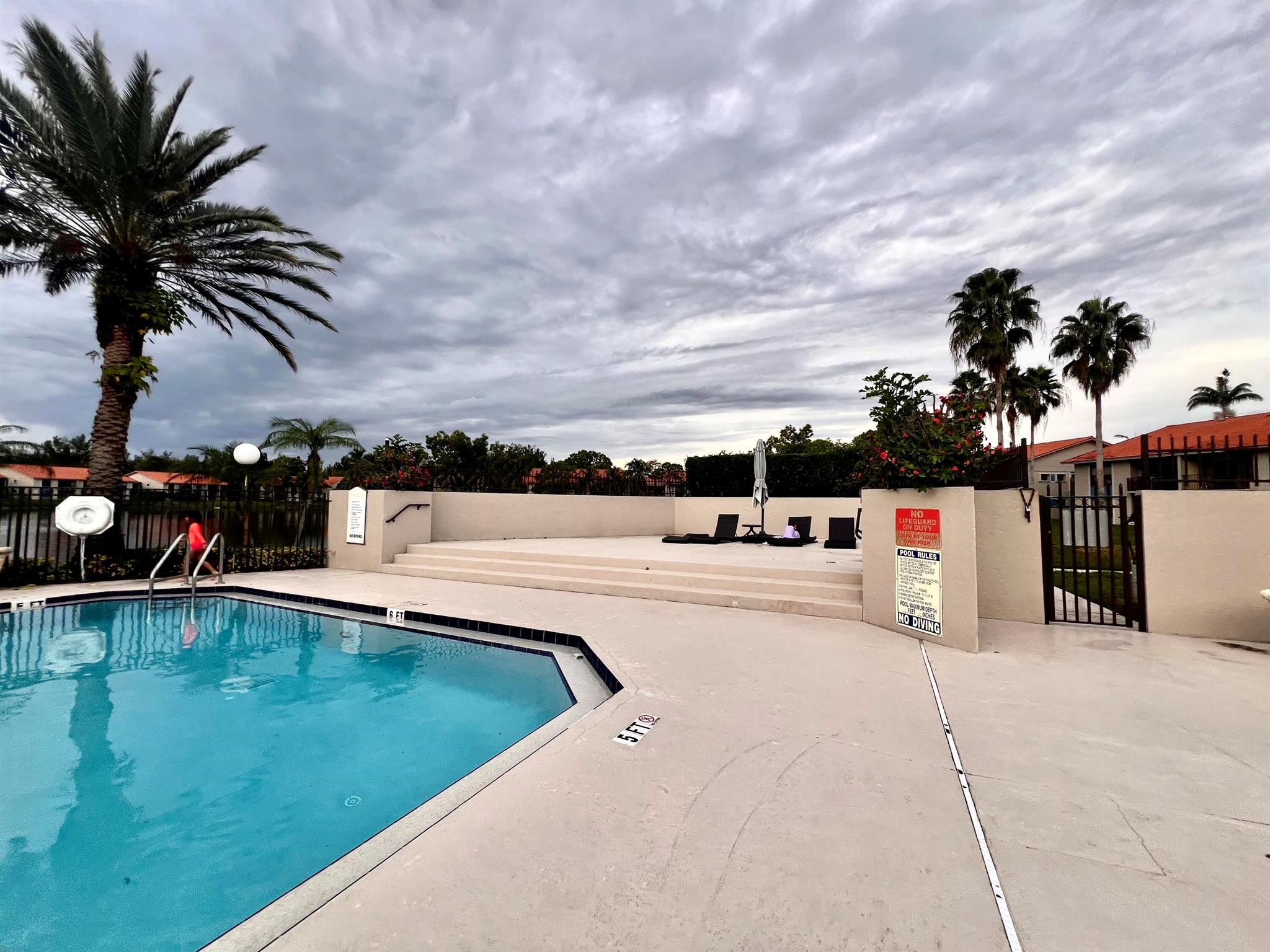 PALM BEACH PLACE CONDO - Residential Lease