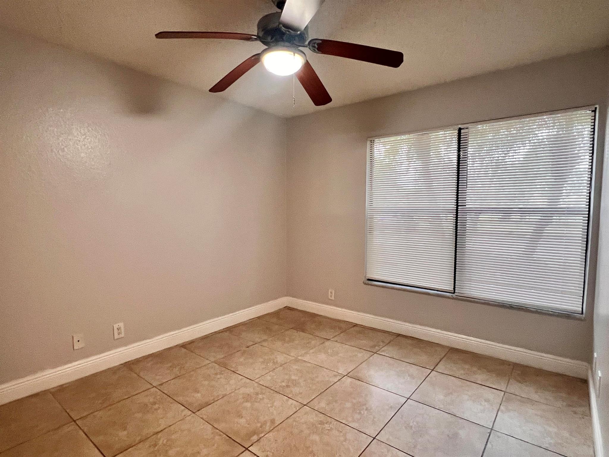 PALM BEACH PLACE CONDO - Residential Lease