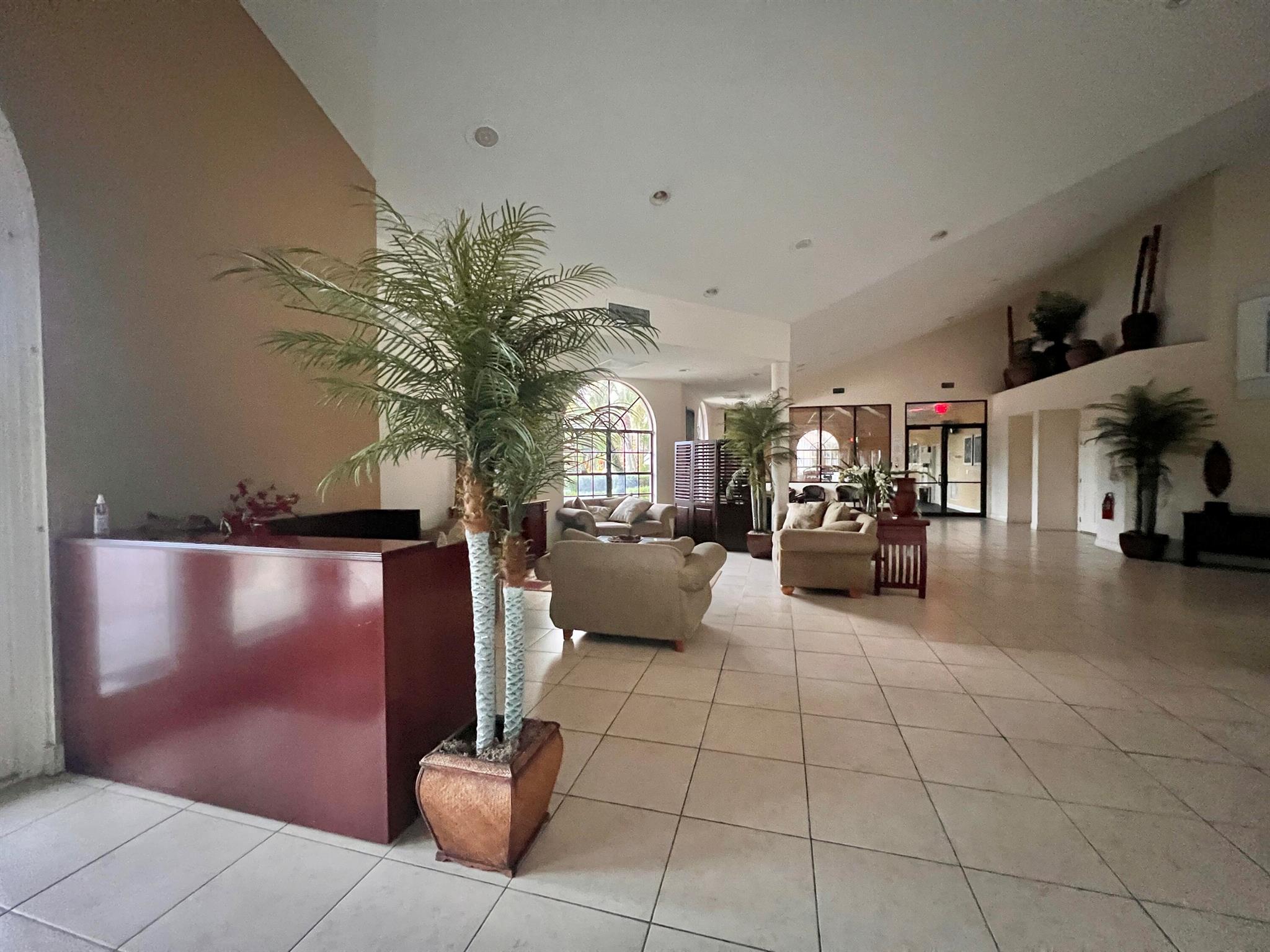 PALM BEACH PLACE CONDO - Residential Lease