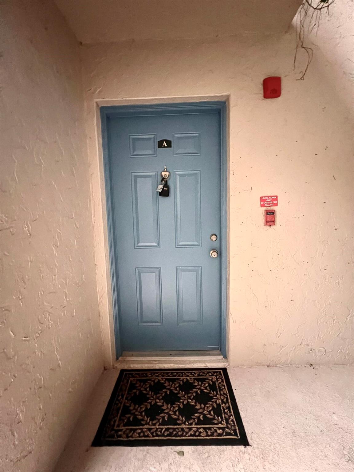 PALM BEACH PLACE CONDO - Residential Lease