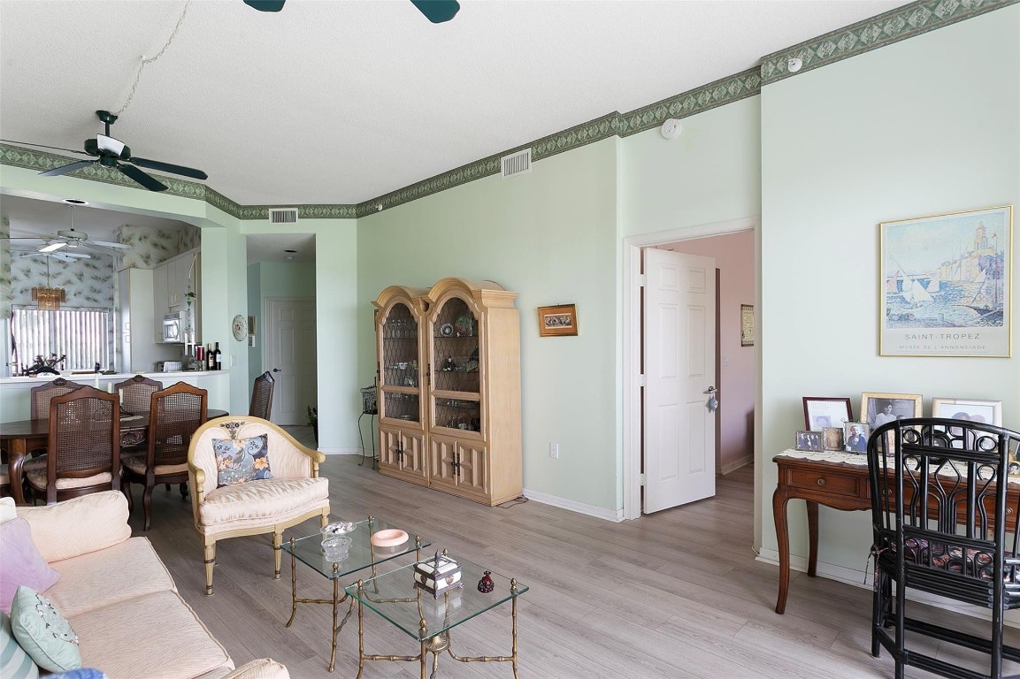 Kings Pointe - Residential