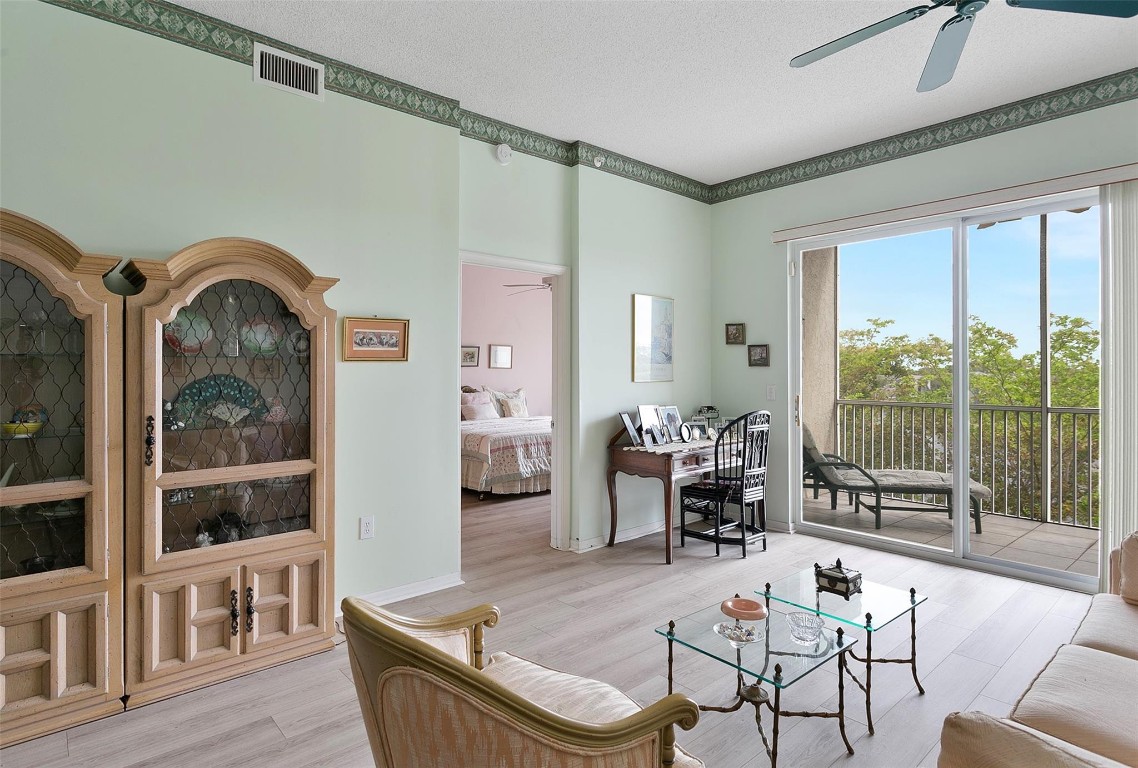 Kings Pointe - Residential