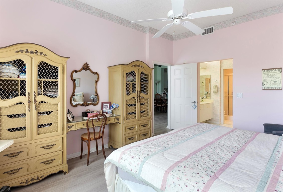 Kings Pointe - Residential