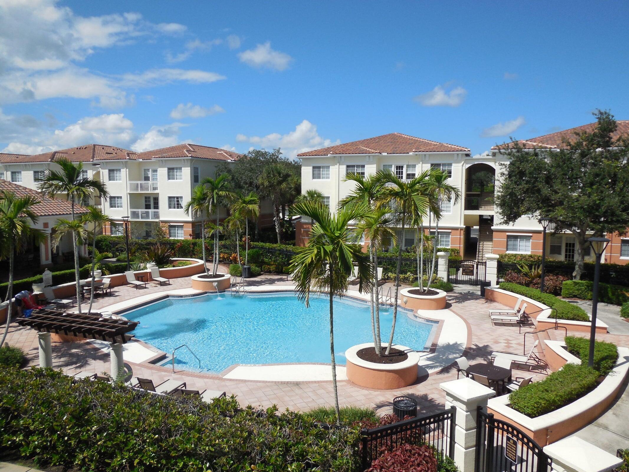 Properties 9873 Baywinds Boulevard 5212