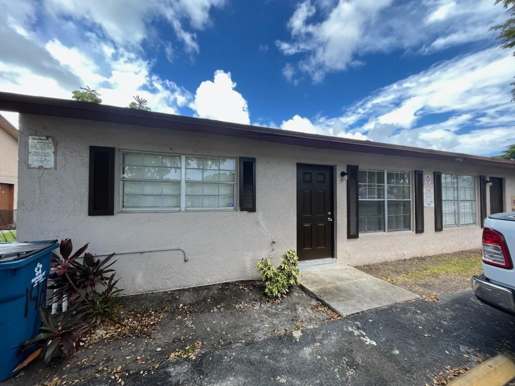 Freshly painted remolded unit with easy access to Mills Pond Park! Large 2-bedroom unit. Water, sewer and trash included. Brand new AC unit! 2 assigned parking spots. Washer and dryer in complex. Great location, with easy access to shopping centers and major highways. No HOA, quick approval process.