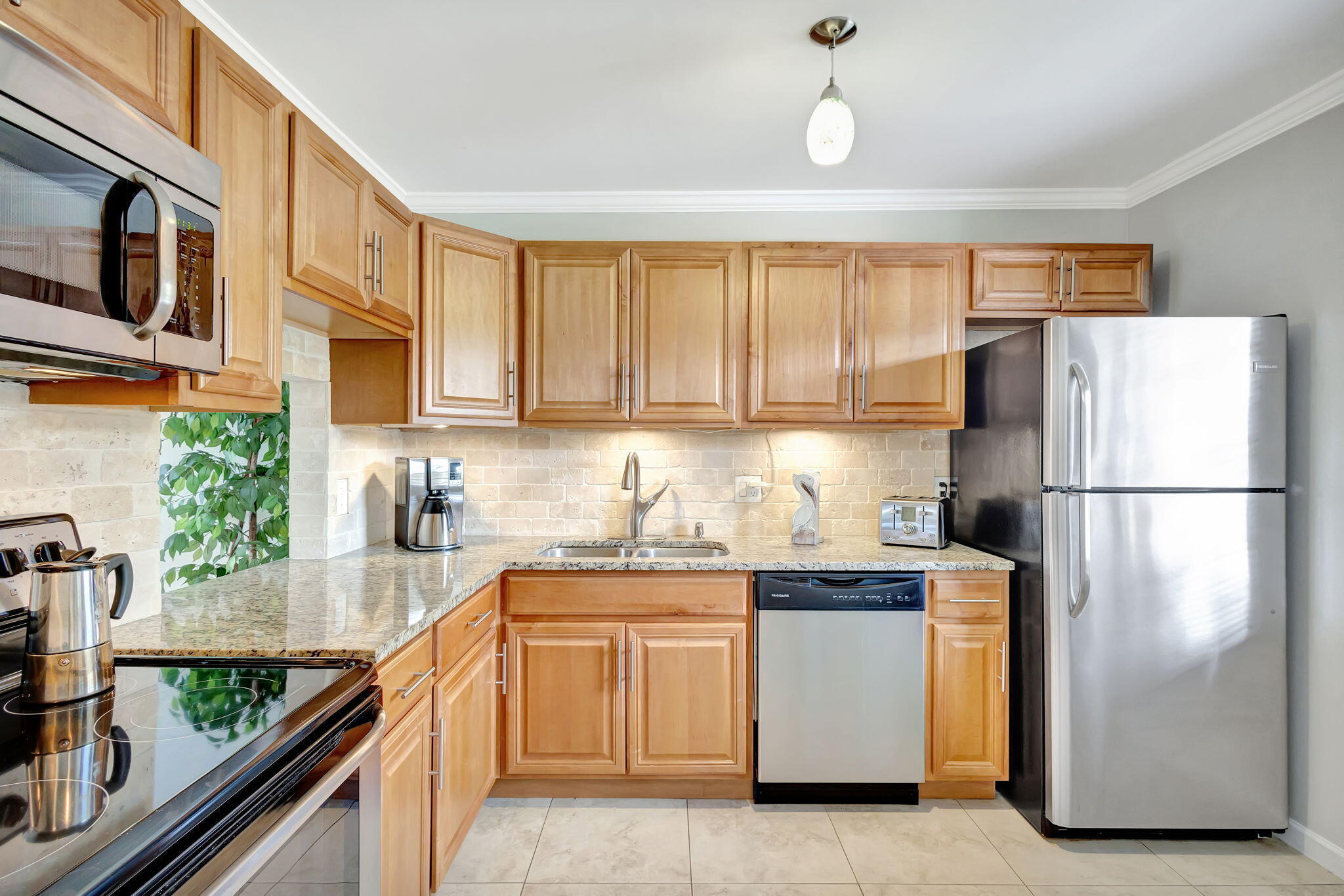 154 Lake Meryl Drive Unit 255