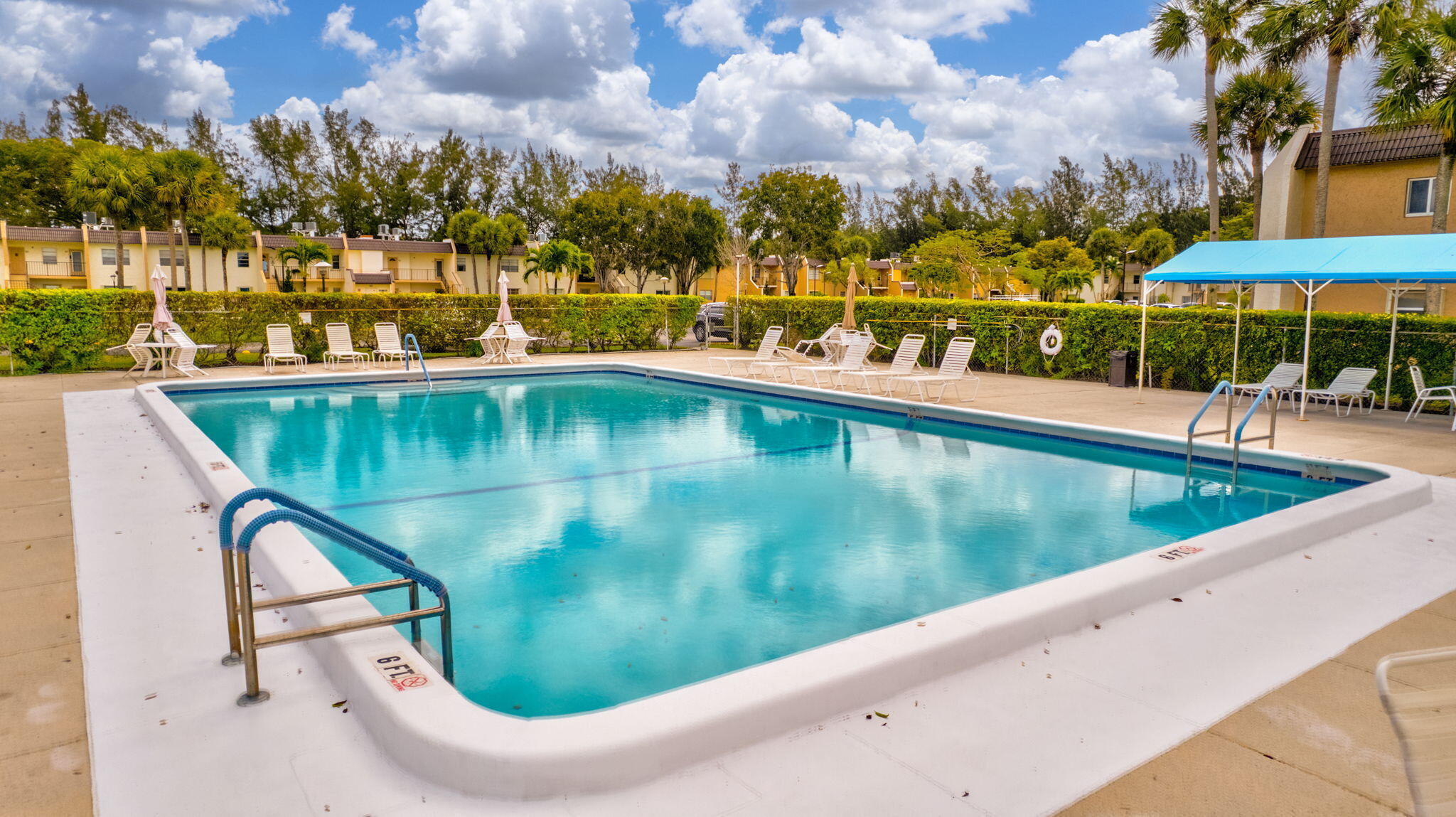 Golden Lakes Village - Residential