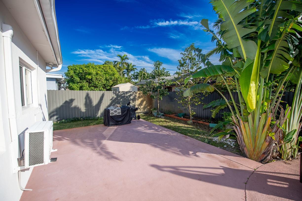 Pembroke Lakes Sec 5 94-1 - Residential