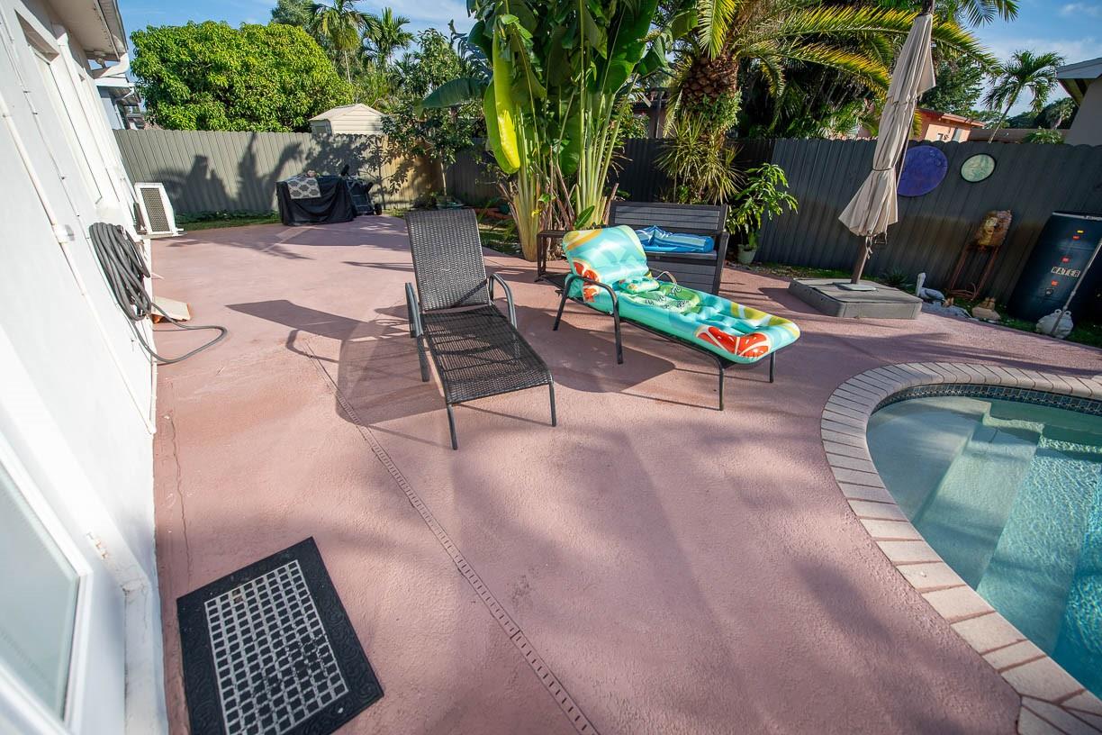 Pembroke Lakes Sec 5 94-1 - Residential