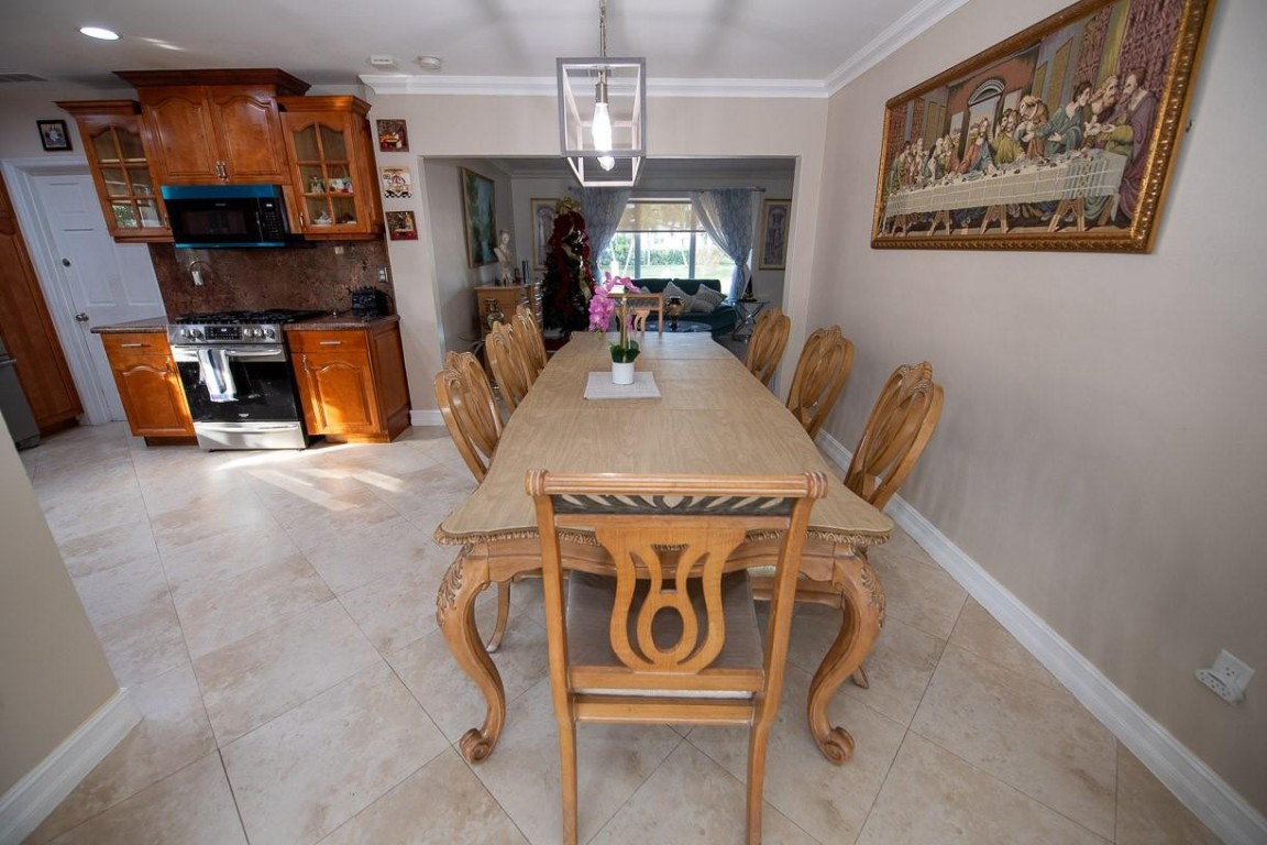 Pembroke Lakes Sec 5 94-1 - Residential