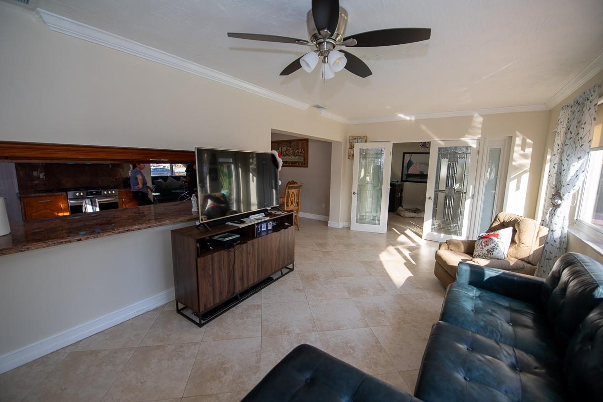 Pembroke Lakes Sec 5 94-1 - Residential