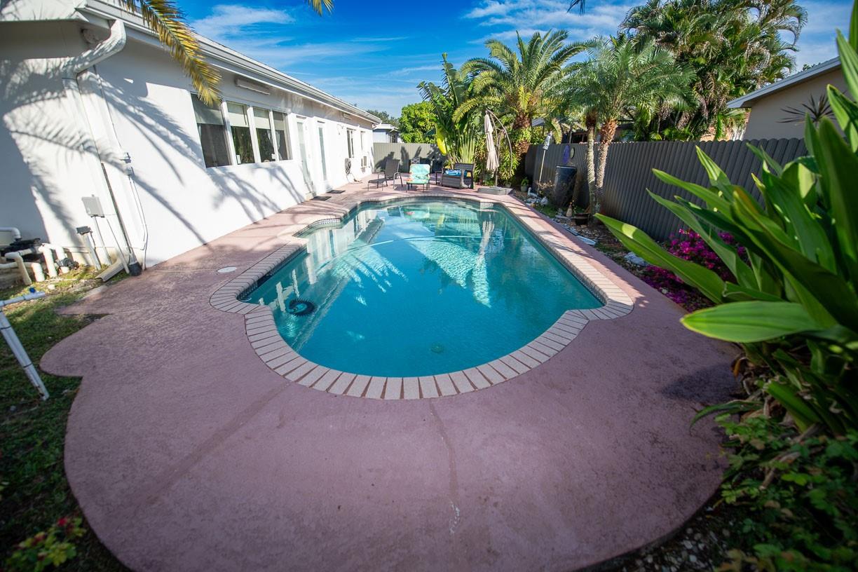 Pembroke Lakes Sec 5 94-1 - Residential