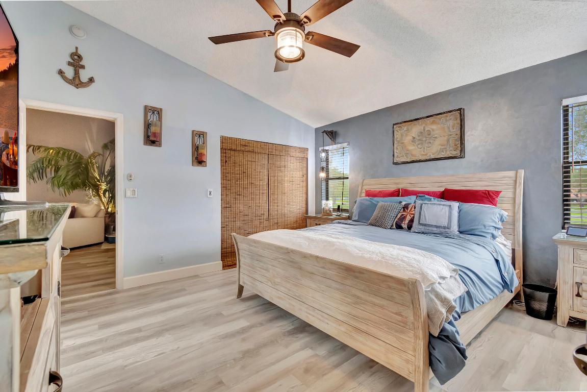 SUN VALLEY EAST CONDO - Residential