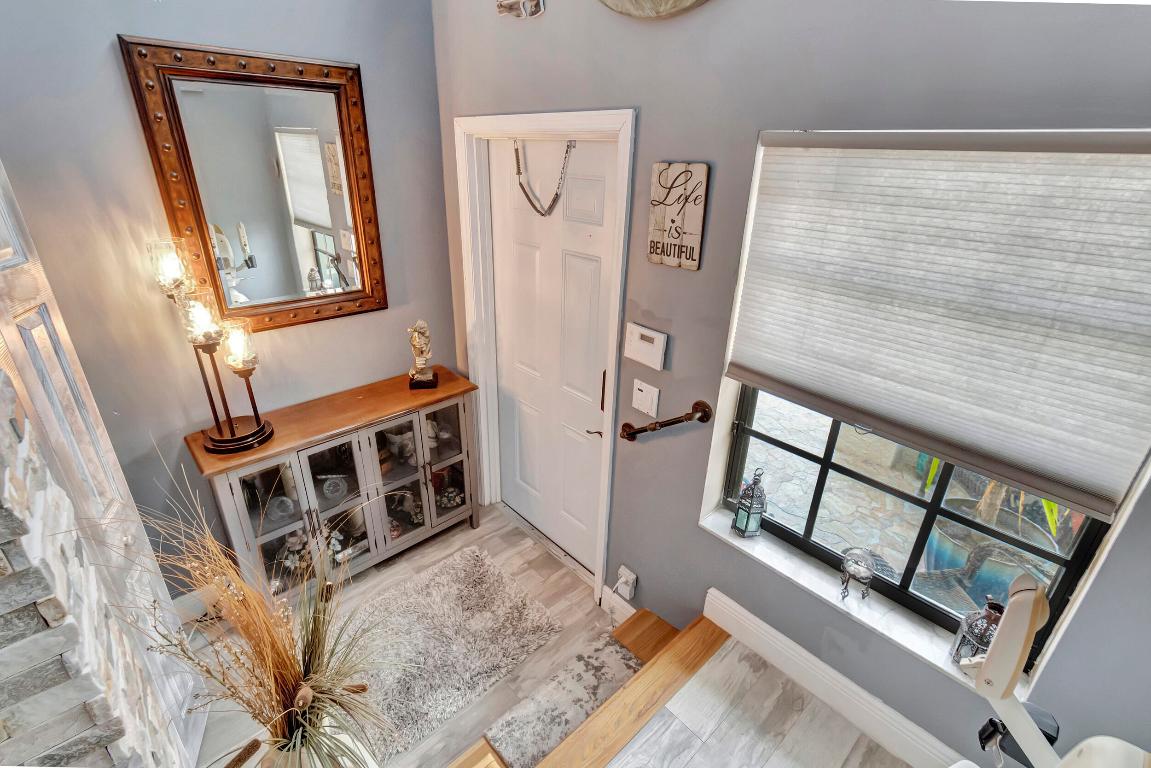 SUN VALLEY EAST CONDO - Residential