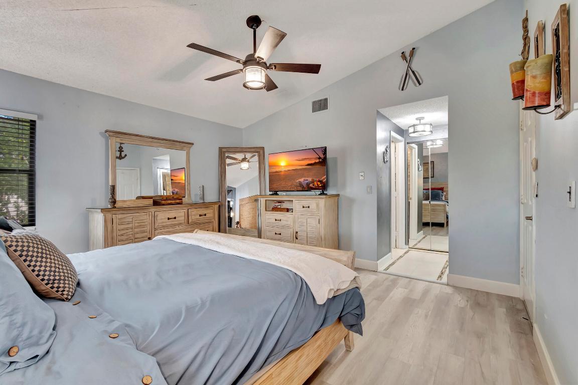 SUN VALLEY EAST CONDO - Residential