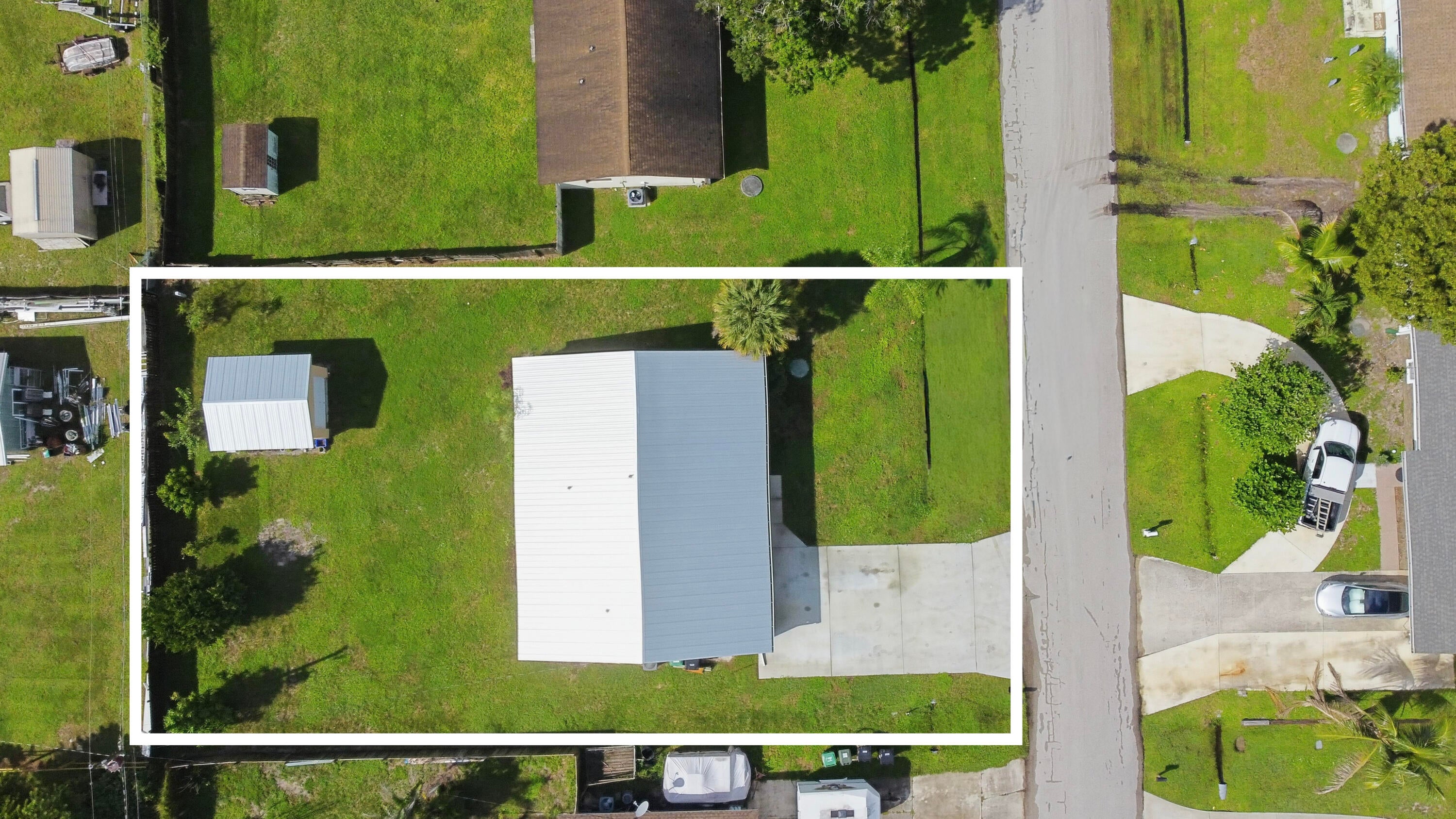 874 SW Canary Terrace