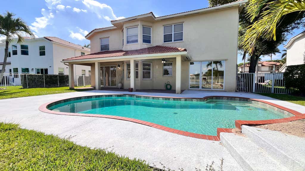 Photo of 9546 Worswick Court, Wellington, FL 33414 (MLS # B26046871)