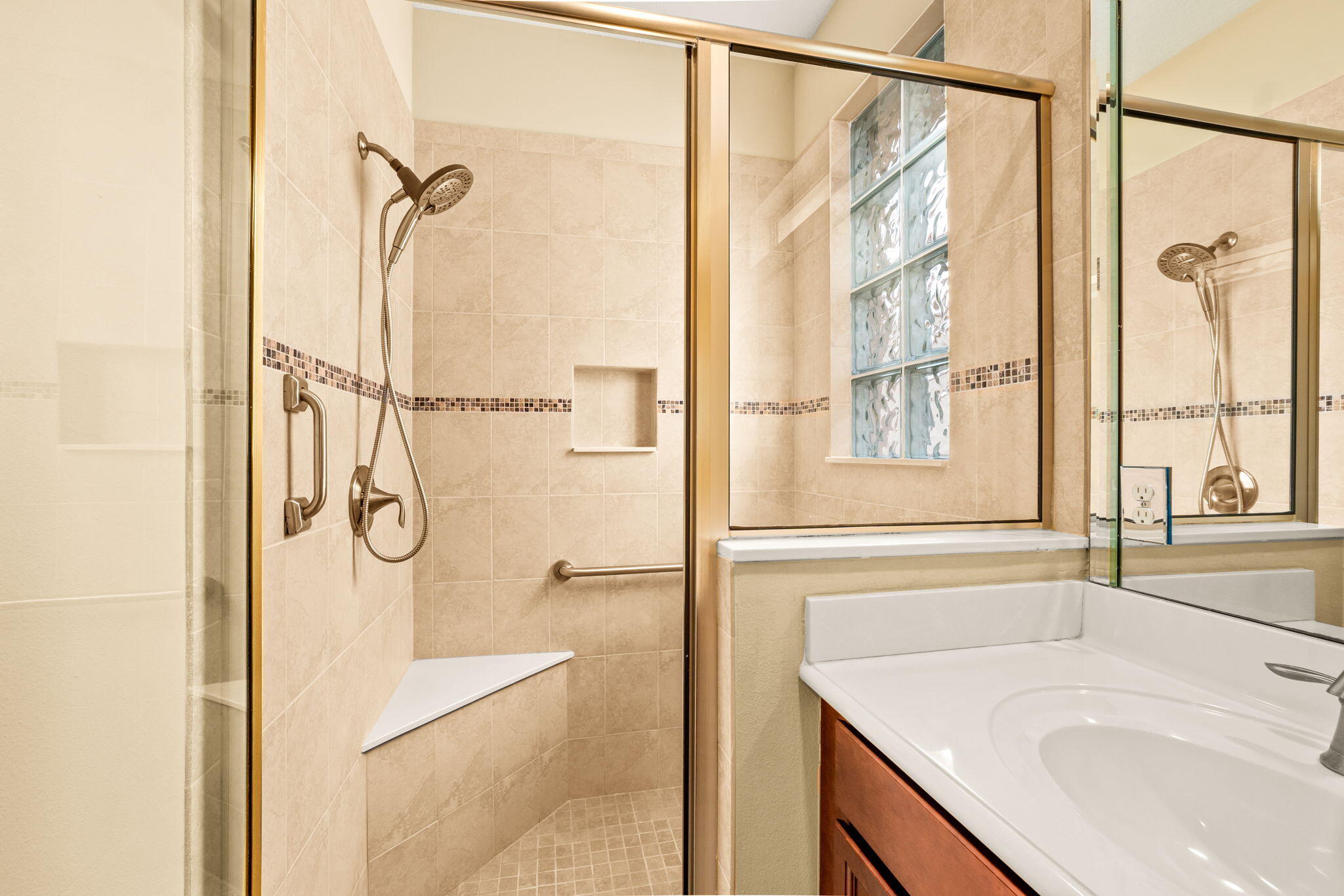 JENSEN BEACH COUNTRY CLUB - Residential