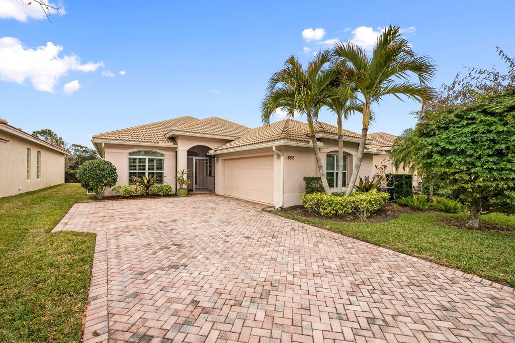 Photo of 1652 NW Old Oak Terrace, Jensen Beach, FL 34957 (MLS # R11163345)