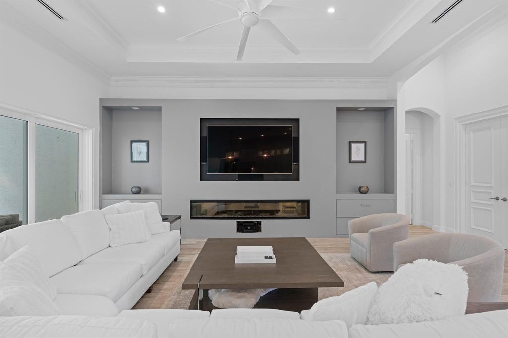 Photo of 5502 Hibiscus Road, Jupiter, FL 33458 (MLS # R11012709)