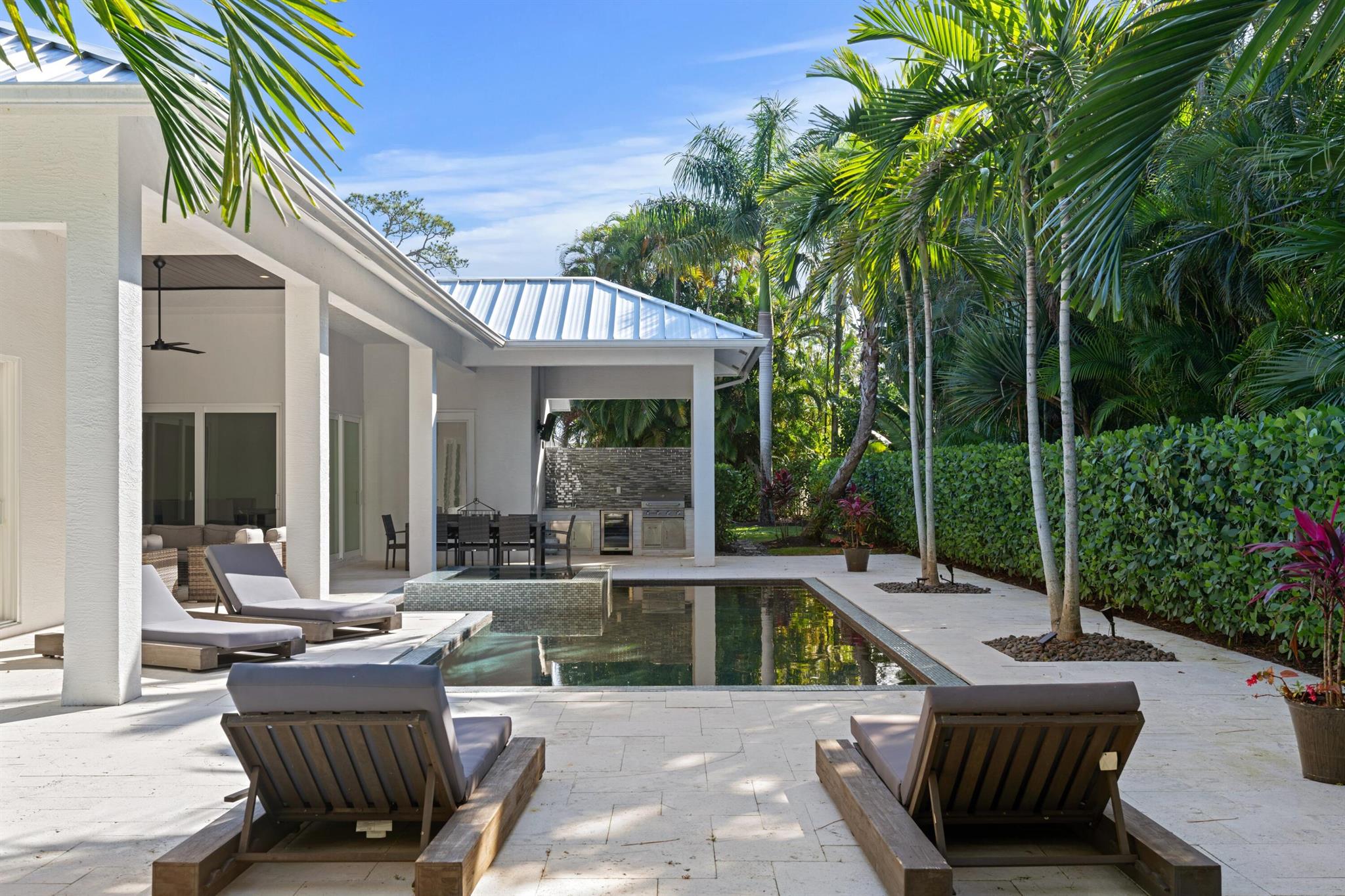 LOXAHATCHEE GARDENS - Residential