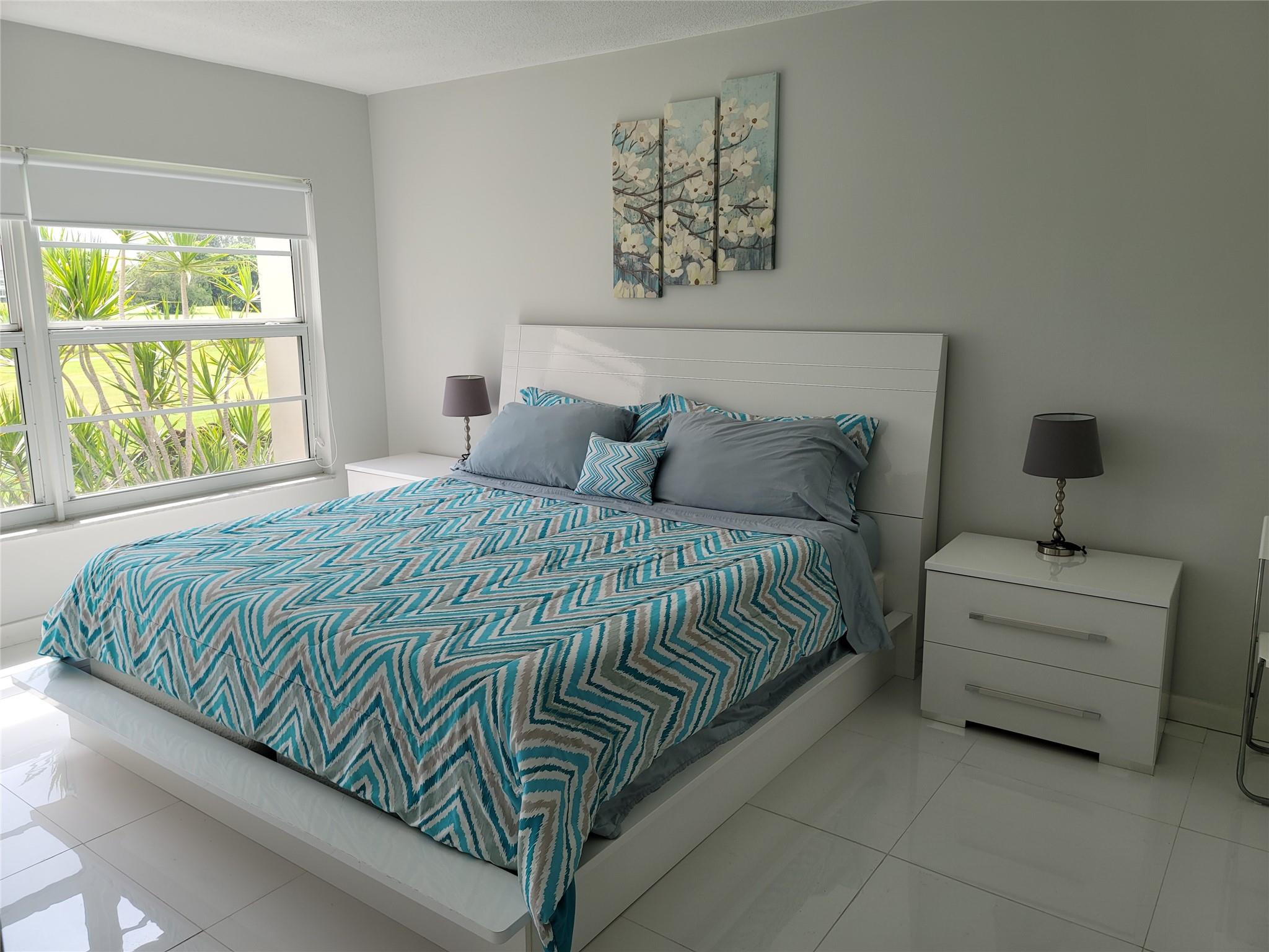 no. 5 Palm-Aire country club - Residential Lease