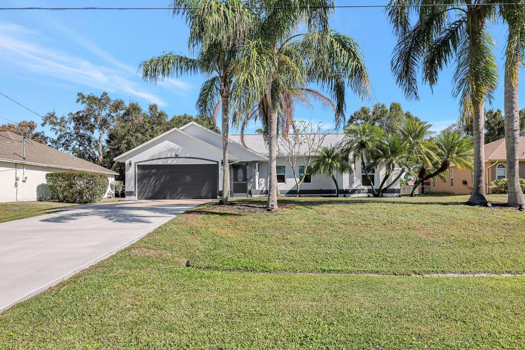 Photo of 3240 SE West Snow Road, Port Saint Lucie, FL 34984 (MLS # R11040873)