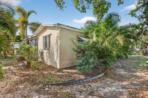 Tiny photo for 910 NW 49th Court, Deerfield Beach, FL 33064 (MLS # F10543359)
