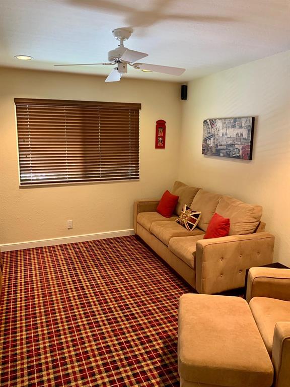 HAMPTONS - Residential