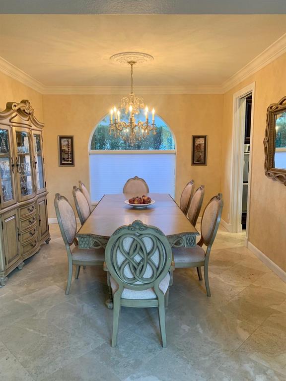 HAMPTONS - Residential